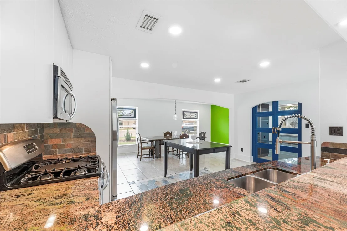 Photo of 2418 Pebbledowne Circle