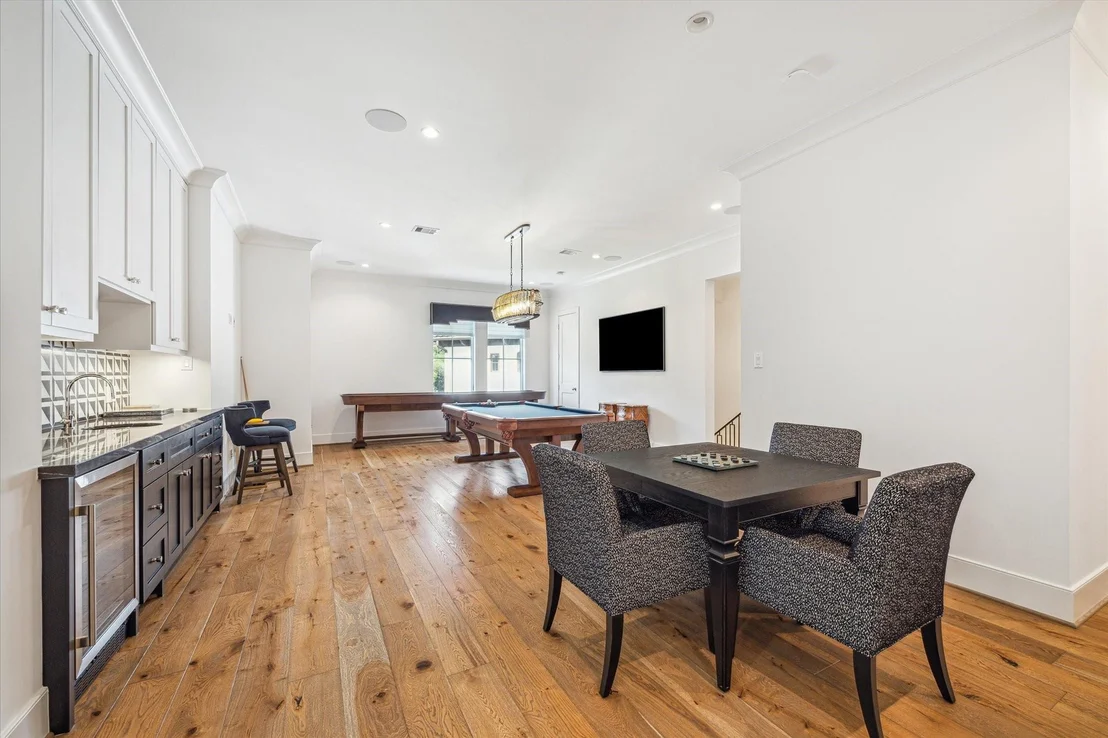 Photo of 2116 Looscan Lane
