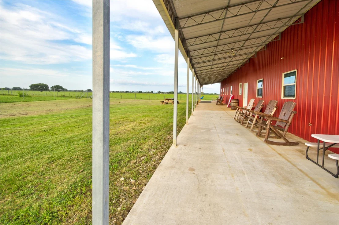 Photo of 5829 County Road 18