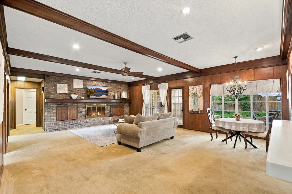 Photo of 203 Ballantrae Lane