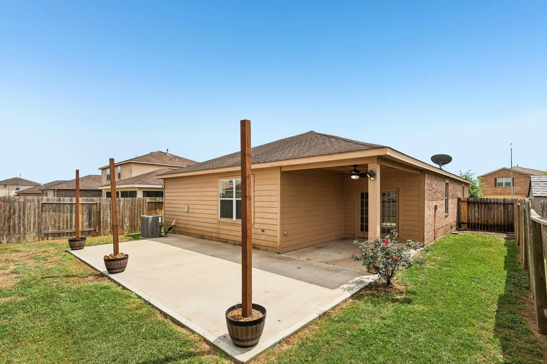 Photo of 1819 Opal Peach Drive