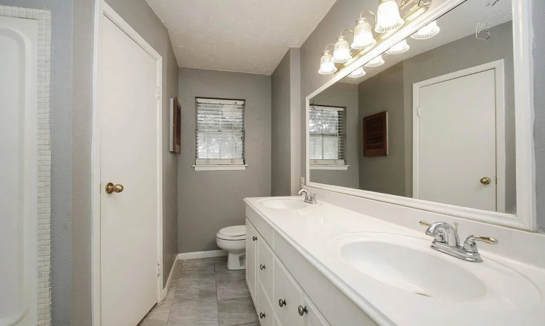 Photo of 3111 Oak Rock Circle