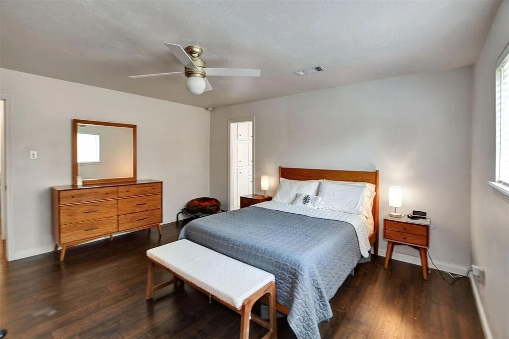 Photo of 11514 Chevy Chase Drive