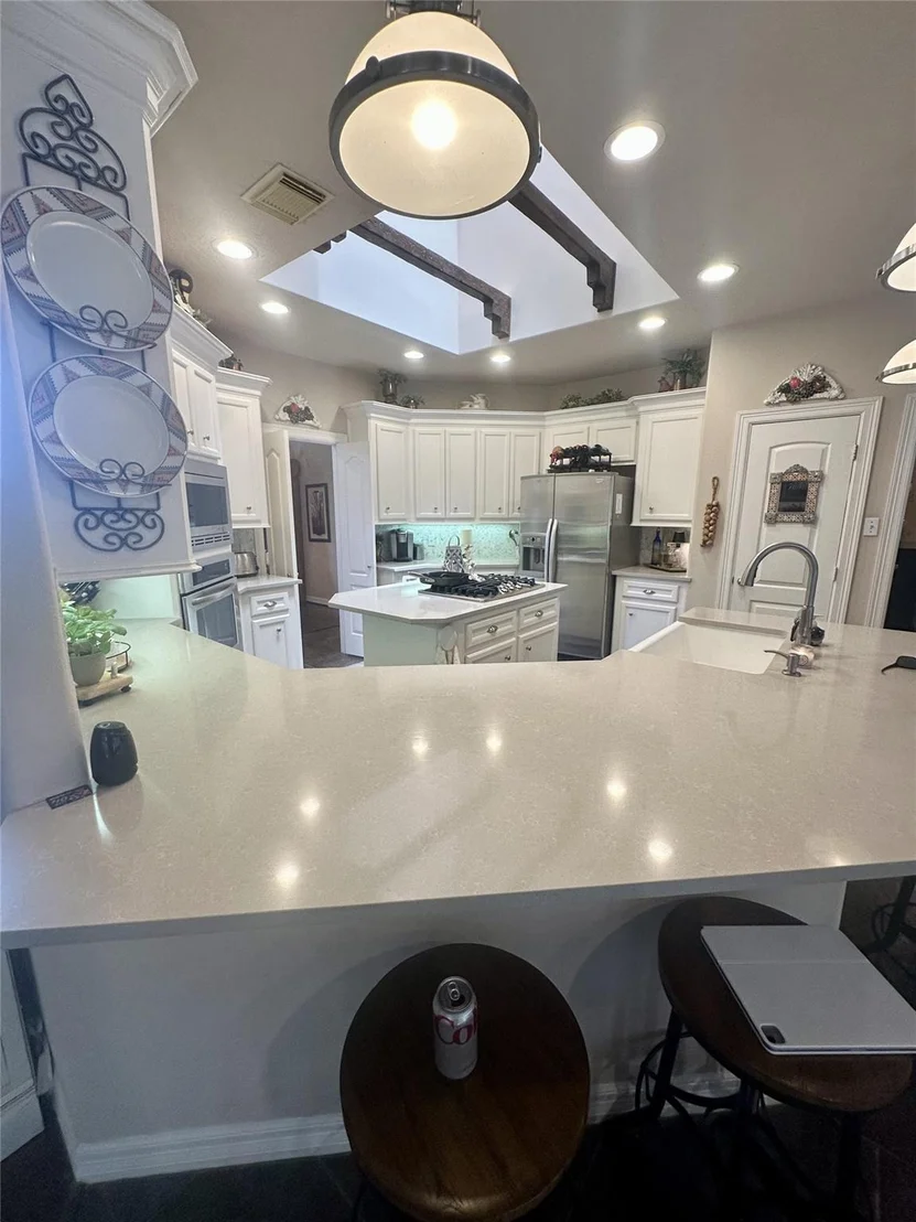 Photo of 6623 Dowcrest Drive