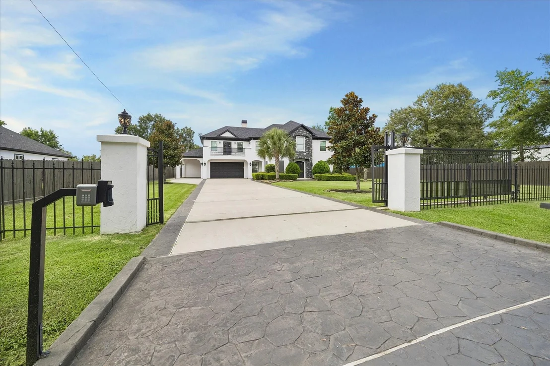 Photo of 20994 Briar Cove Circle