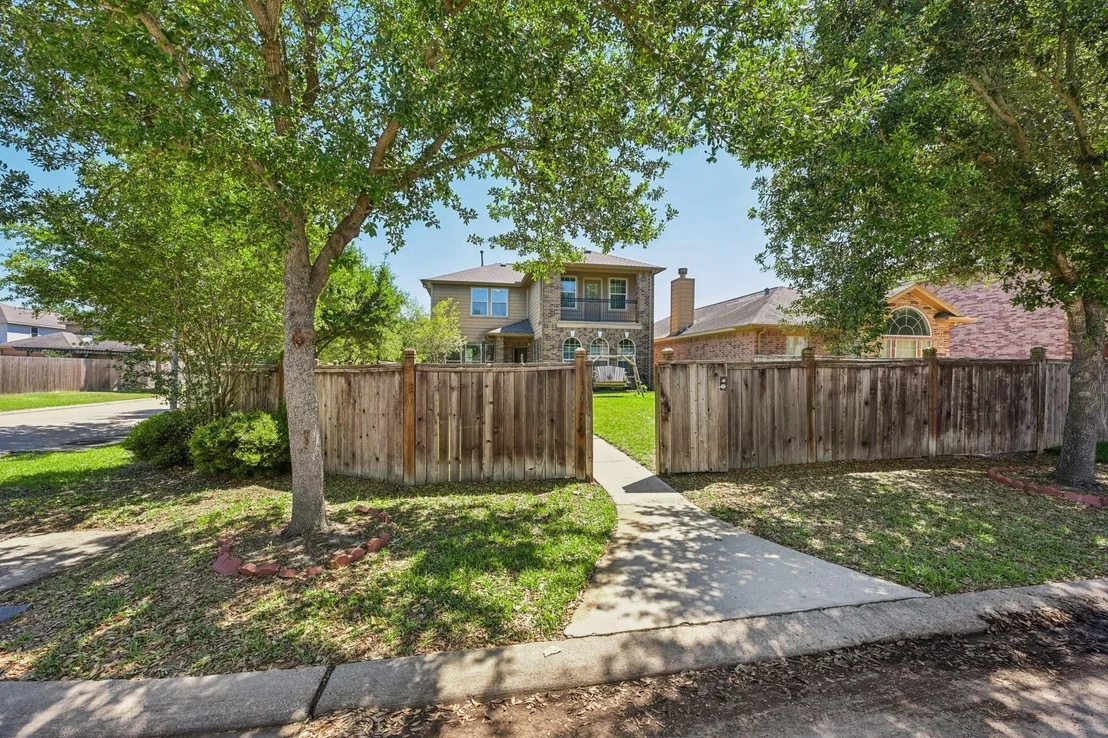 Photo of 8130 Almera Falls Drive