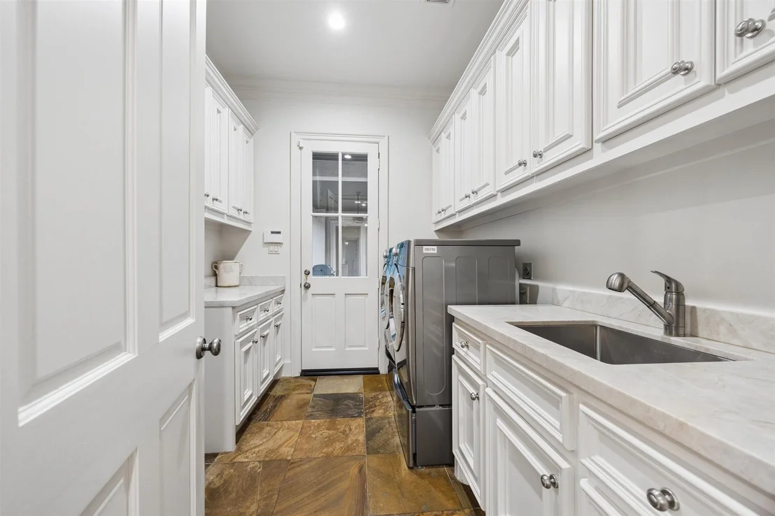 Photo of 531 Three Corners Drive