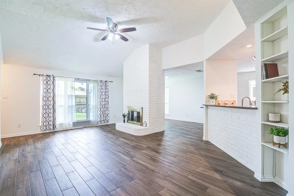 Photo of 442 Reseda Drive