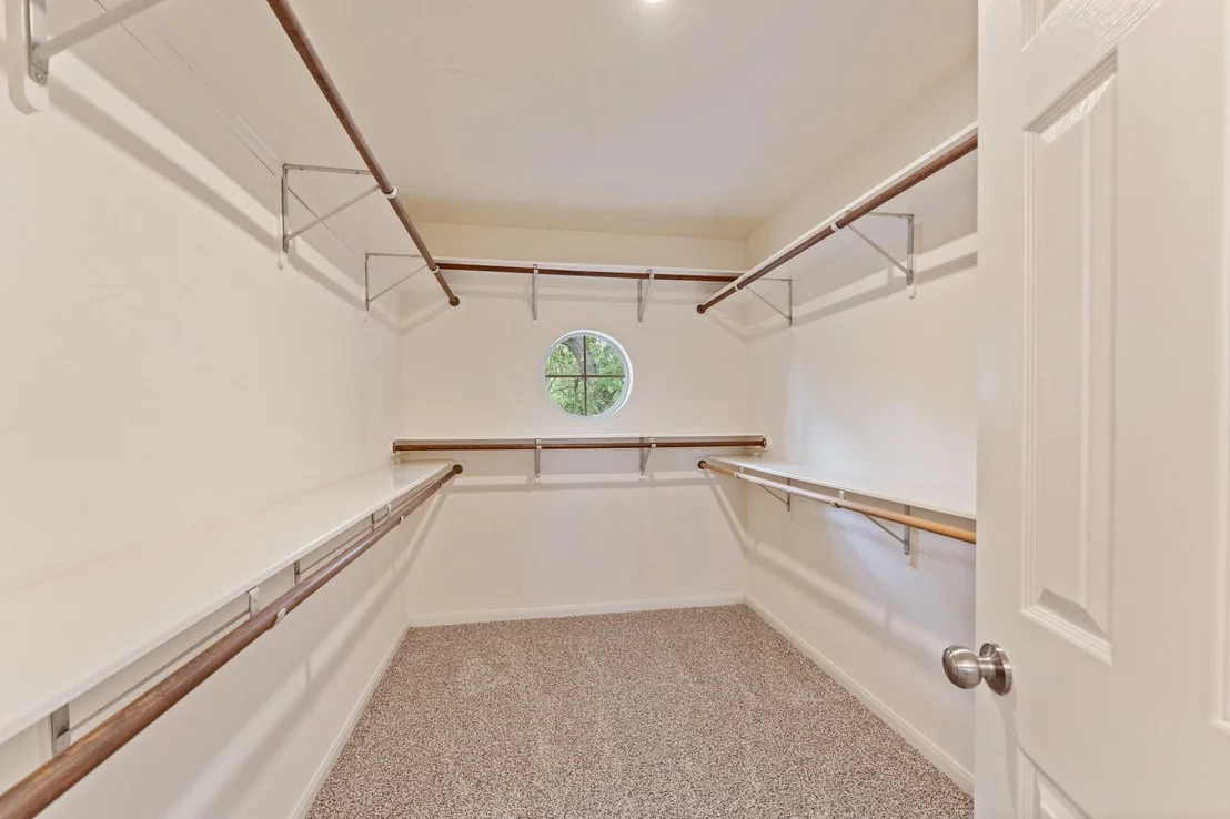Photo of 71 N Acacia Park Circle