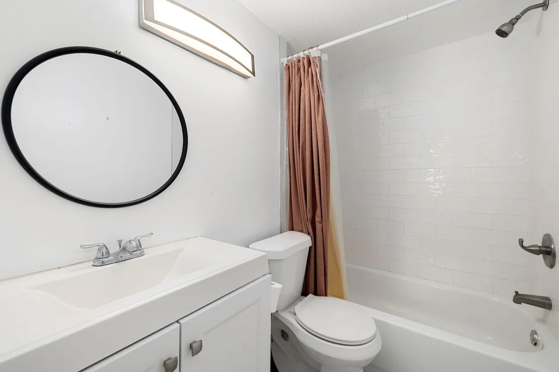Photo of 8805 Harbour Drive