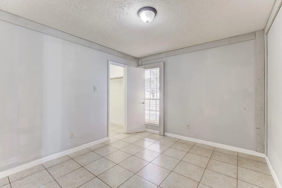 Photo of 16134 Beechnut Street