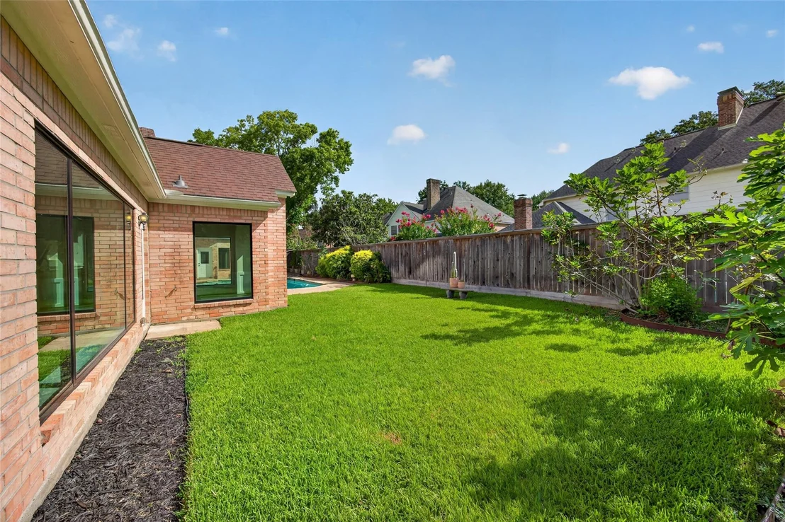 Photo of 1519 Pebble Chase Drive