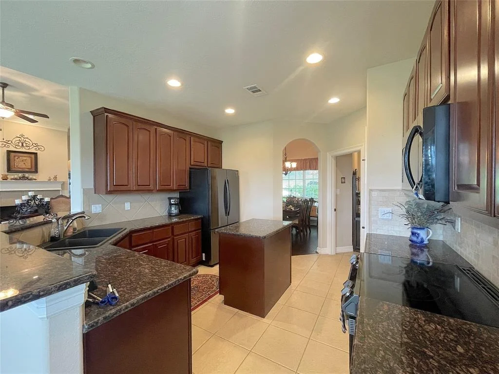 Photo of 1907 Rosenbaum Drive