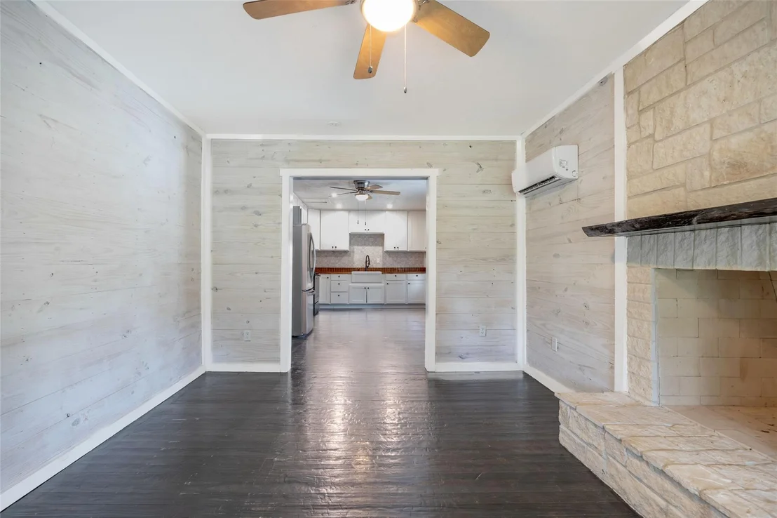 Photo of 2283 Tigerpoint Road