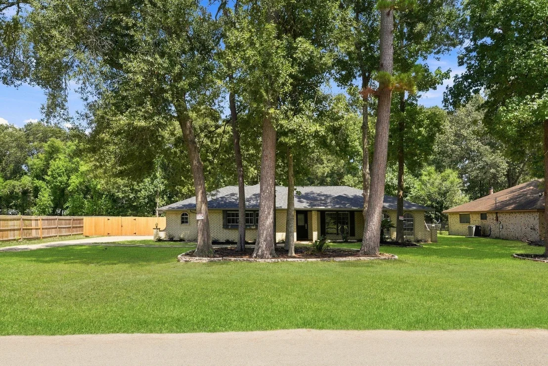 Photo of 22077 Stoneridge Drive