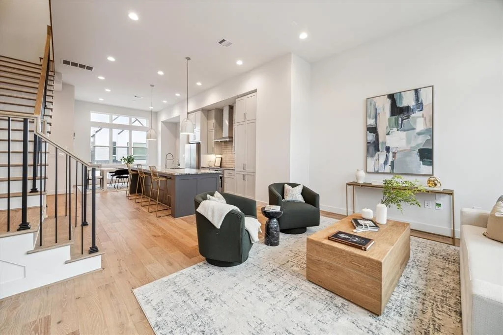 Photo of 2115 Emancipation Avenue
