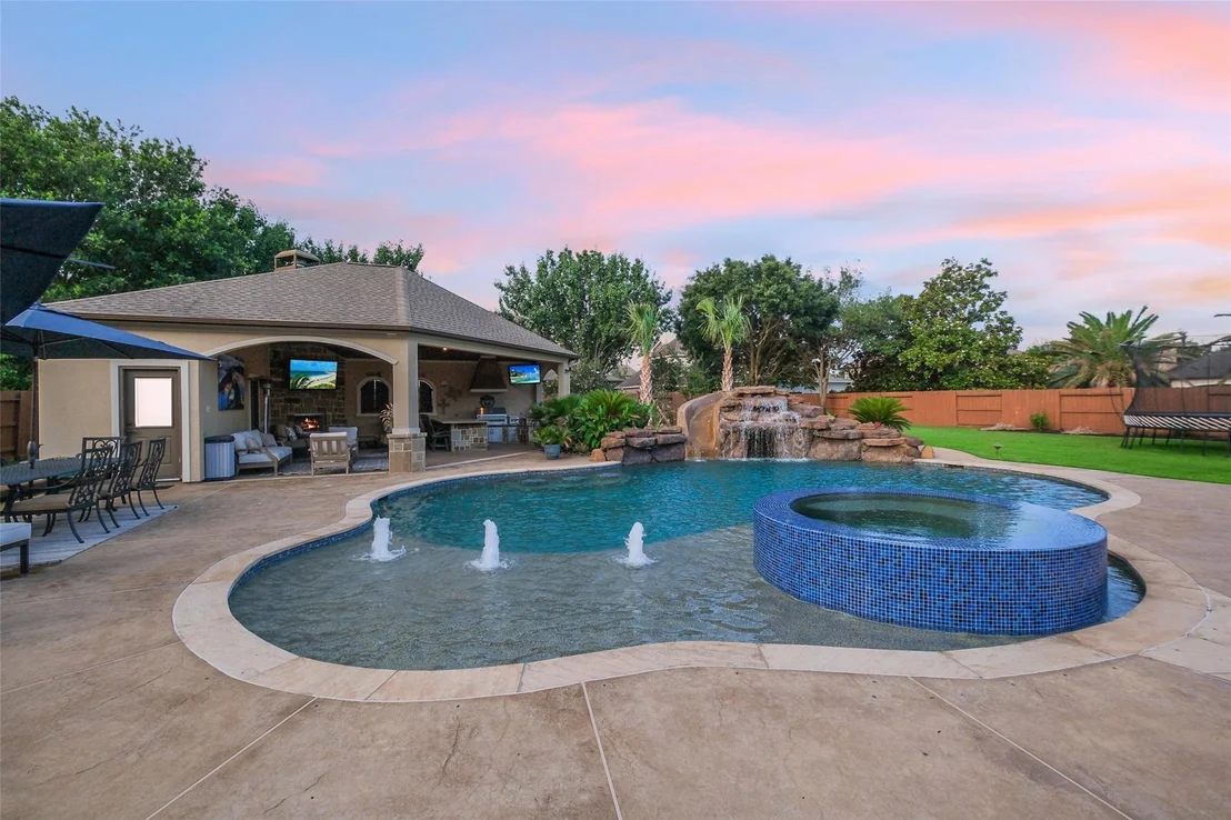 Photo of 10414 Pebblecreek Crossing