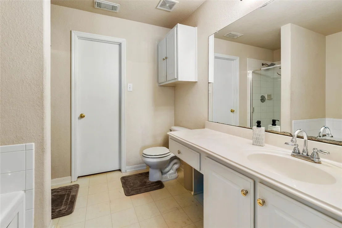 Photo of 5603 Turner Oaks