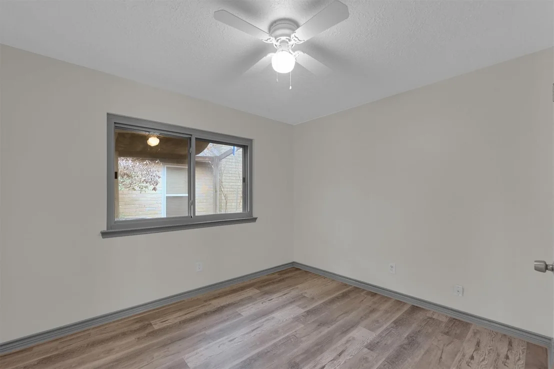 Photo of 7522 Live Oak Drive