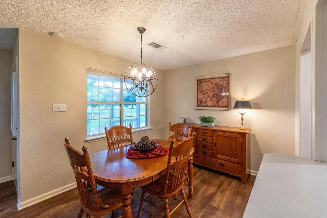 Photo of 2710 County Road 2274