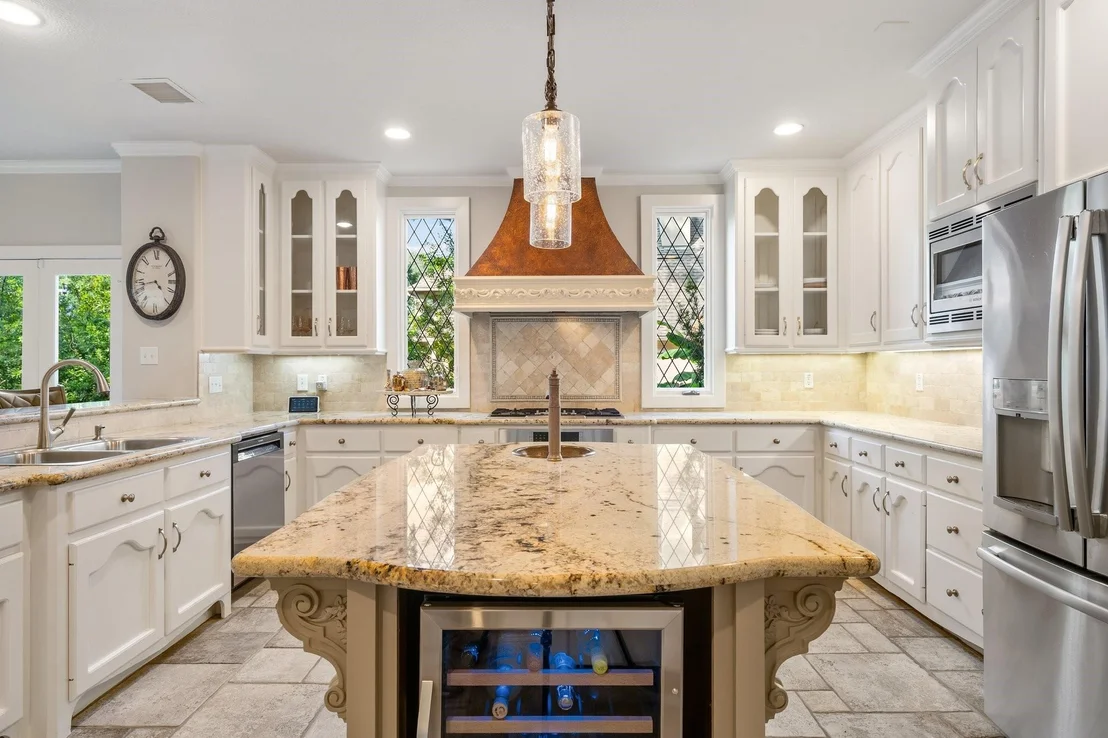 Photo of 162 N Taylor Point Drive