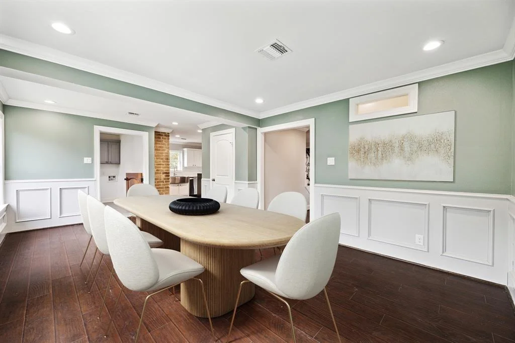 Photo of 10811 Cranbrook Road
