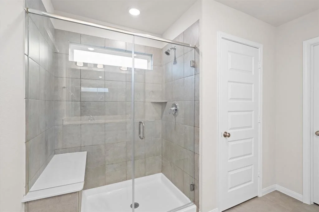Photo of 7051 Silverleaf Oak Street