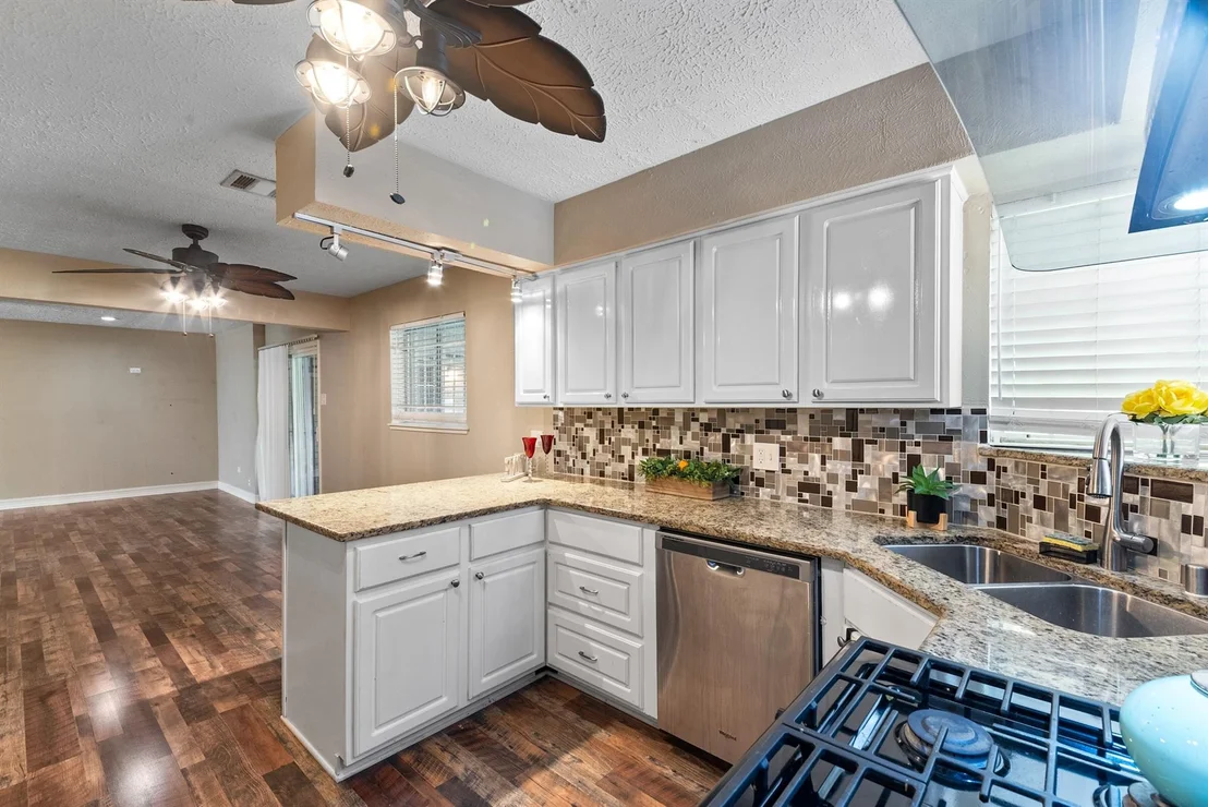 Photo of 4302 Marchant Road