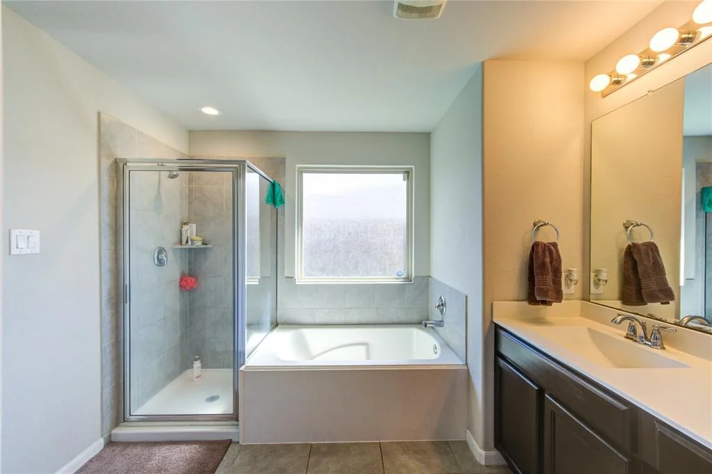 Photo of 9011 Hemlock Drive