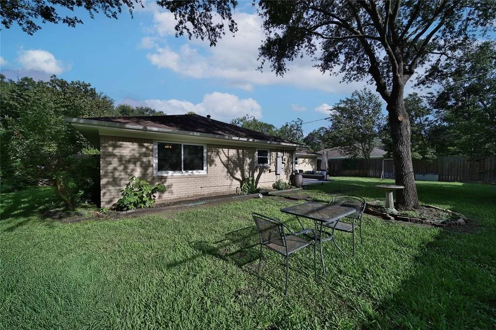 Photo of 1626 Springwood Drive