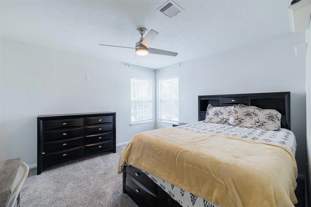 Photo of 5902 Deerfield Court