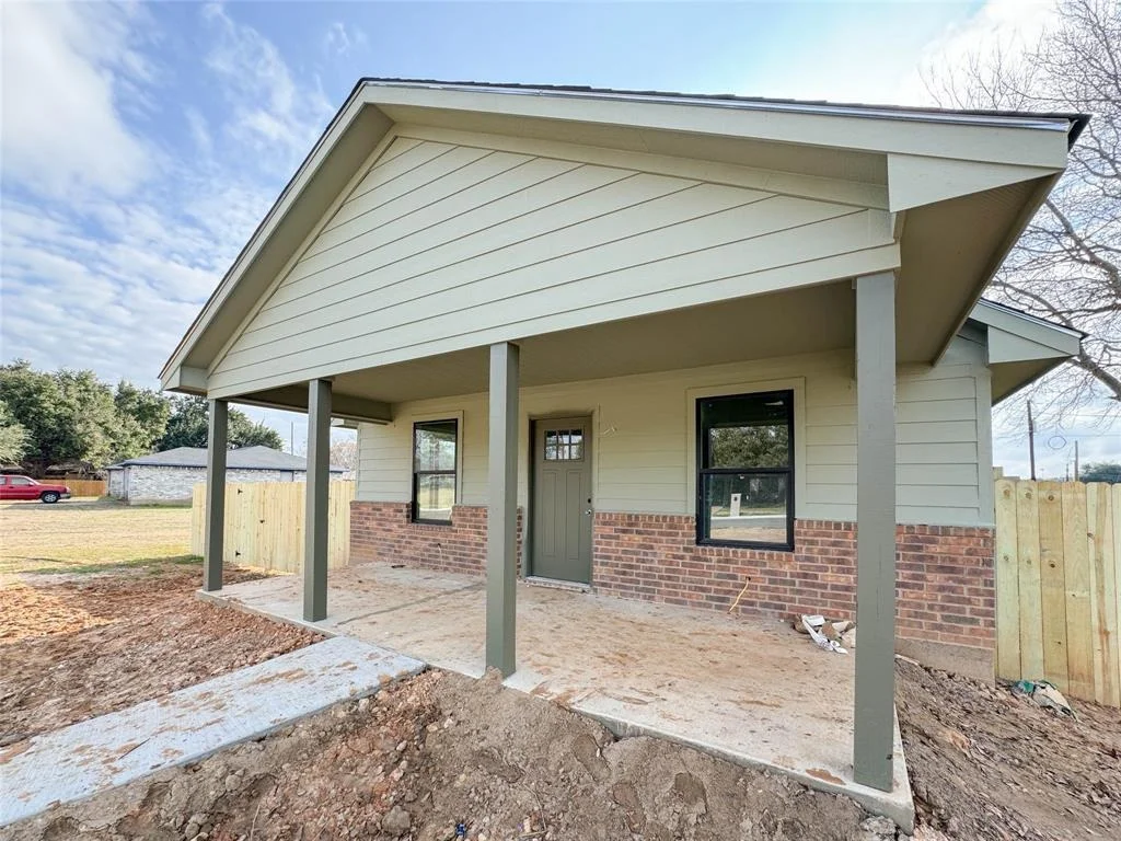 Photo of 9 Lenora Drive
