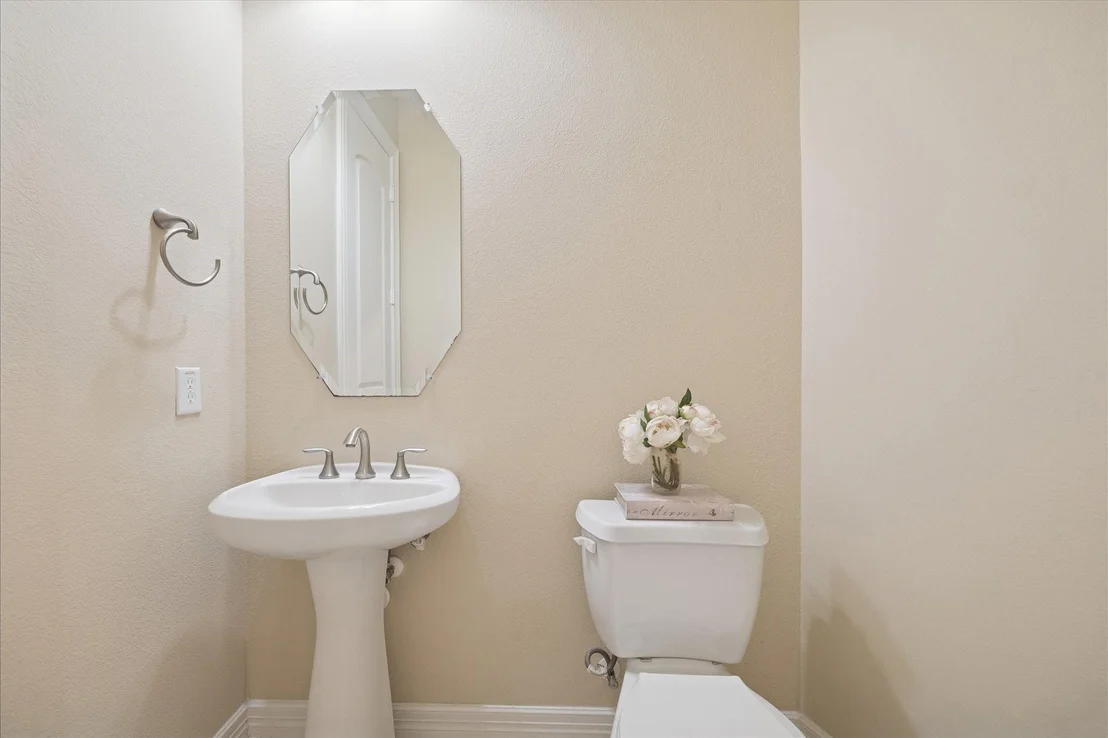Photo of 3027 Dahlgren Trail