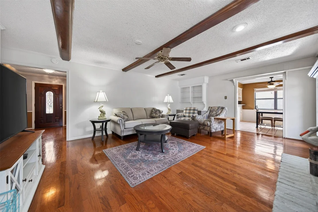 Photo of 5934 Theall Road