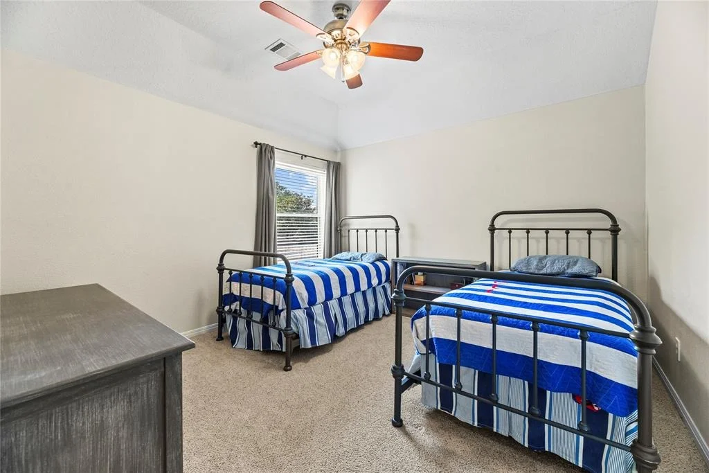 Photo of 1310 Blackthorne Drive