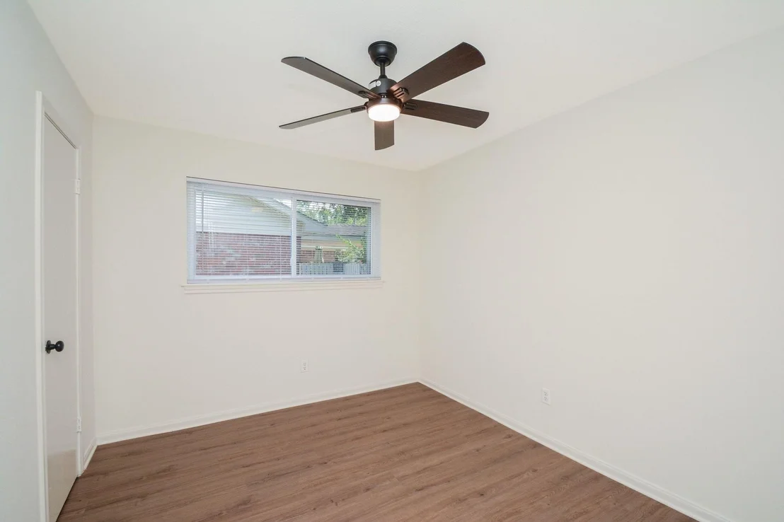 Photo of 9719 Springmont Drive