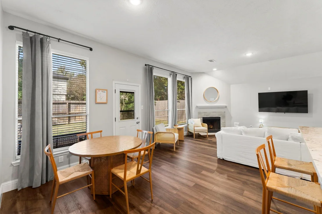 Photo of 25811 Elmley Place