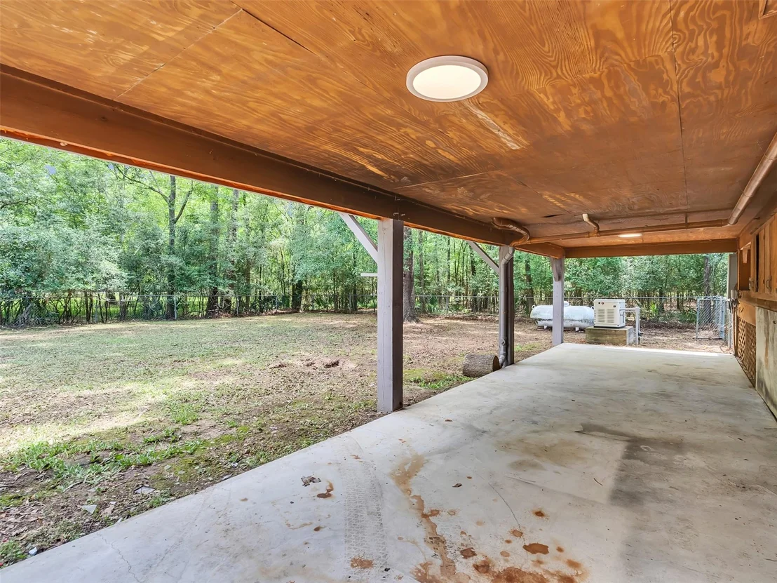 Photo of 351 White Oak Drive
