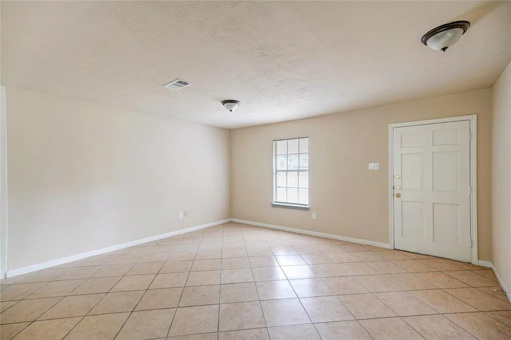 Photo of 306 Hollywood Drive
