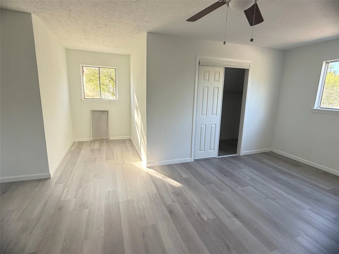 Photo of 5615 Greylog Drive