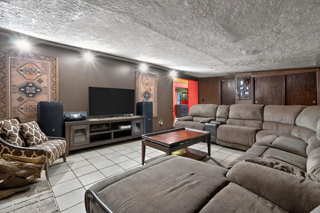 Photo of 119 Southbrook Circle