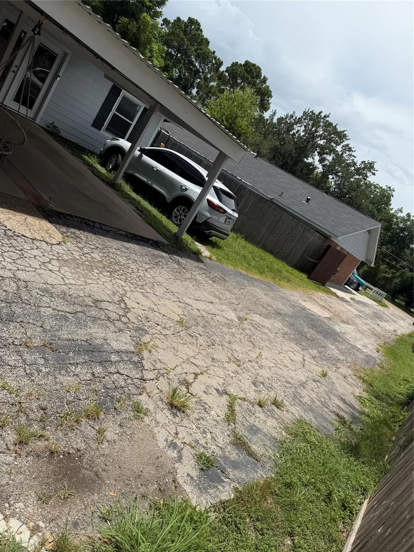 Photo of 9727 Radio Street