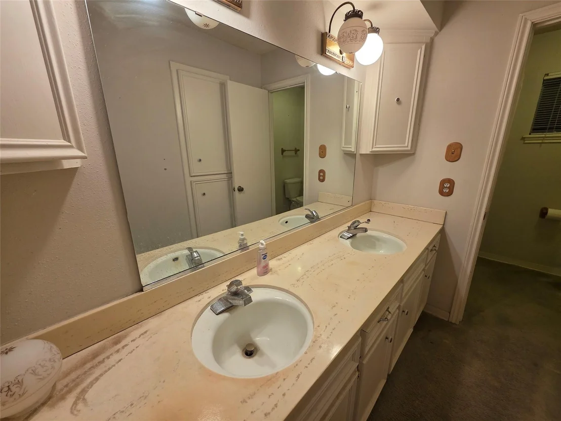 Photo of 2307 Elmgate Drive