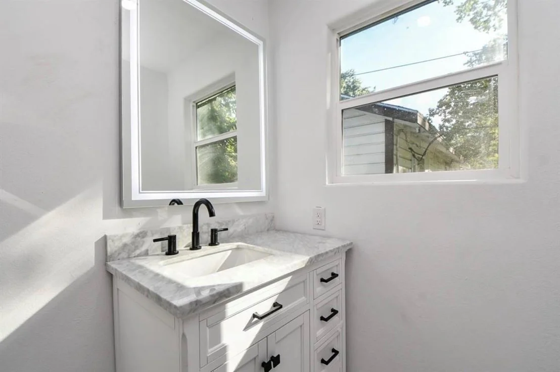 Photo of 6834 Saint Augustine Street