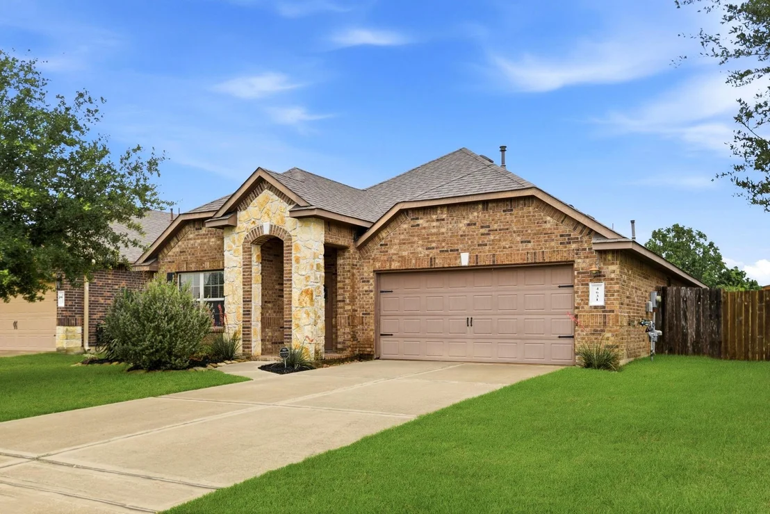 Photo of 4631 Stolz Trail