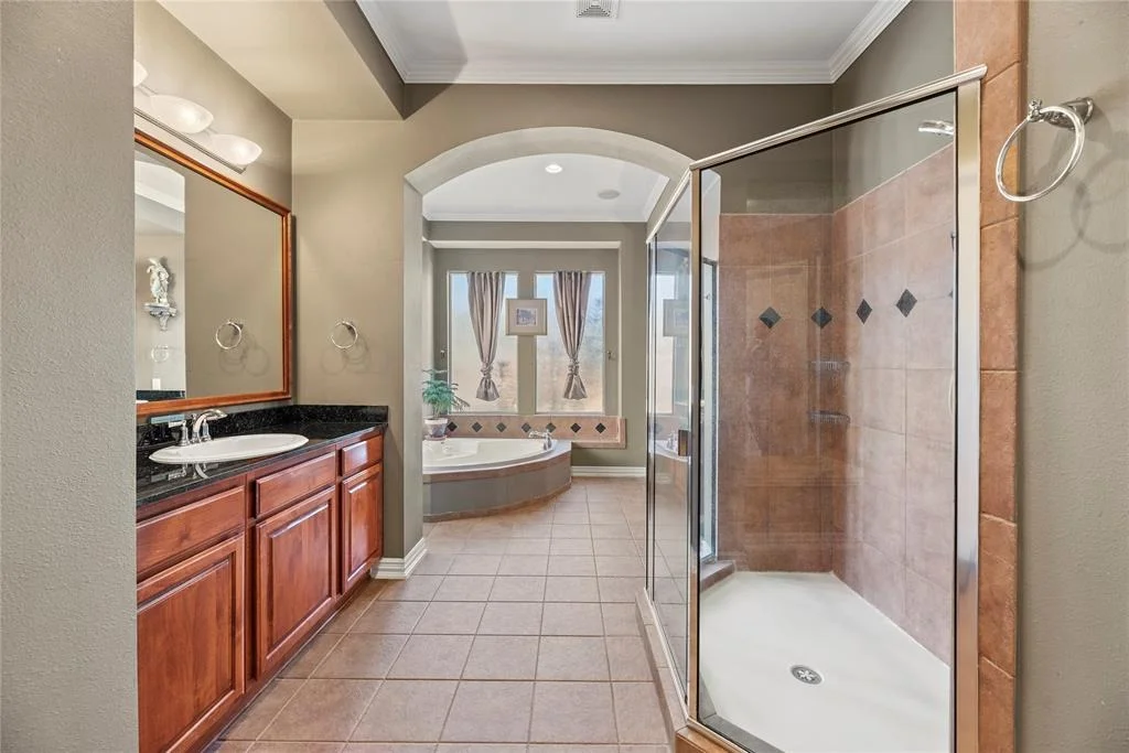 Photo of 1111 Lake Grayson Drive