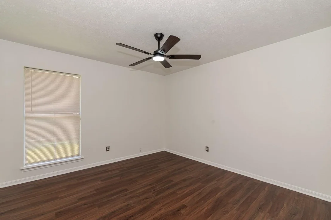 Photo of 7875 Joyce Lane