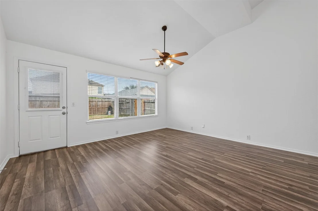 Photo of 2219 Mountain Ranch Dr