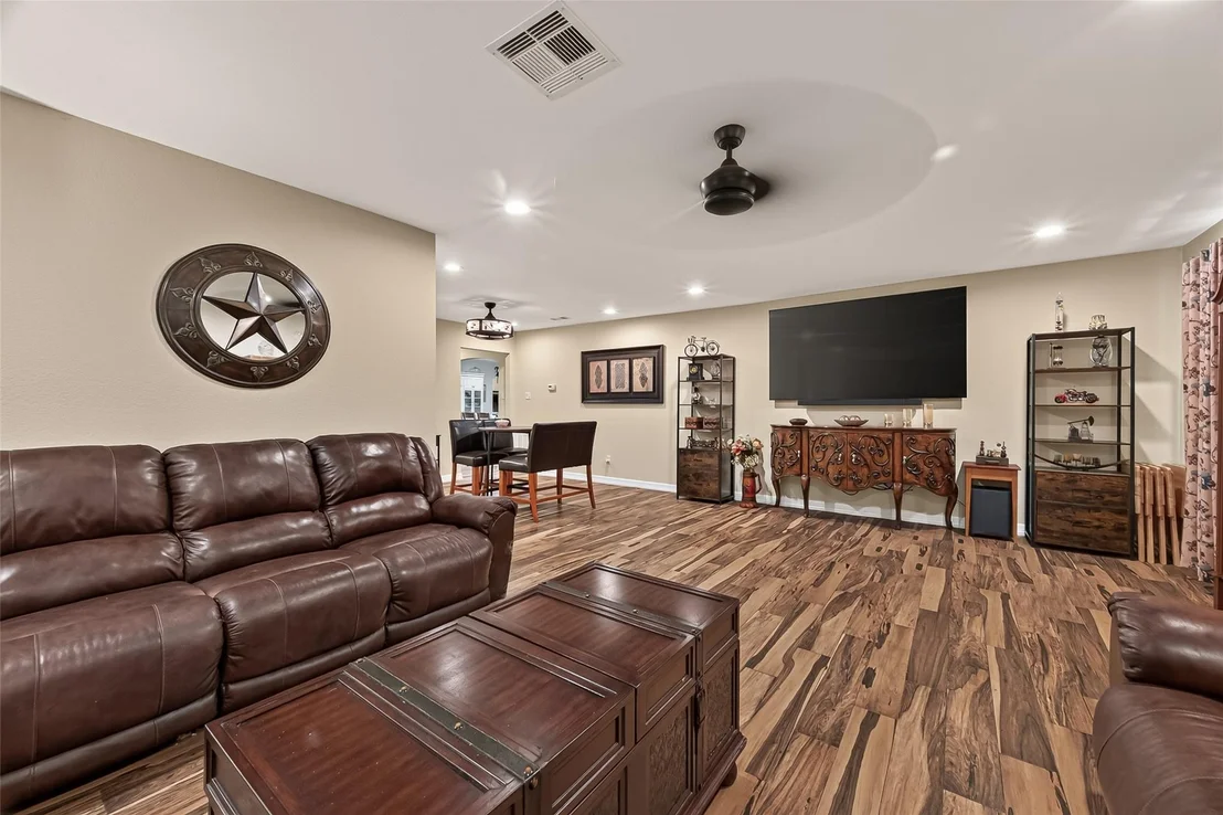Photo of 5606 Highland Road