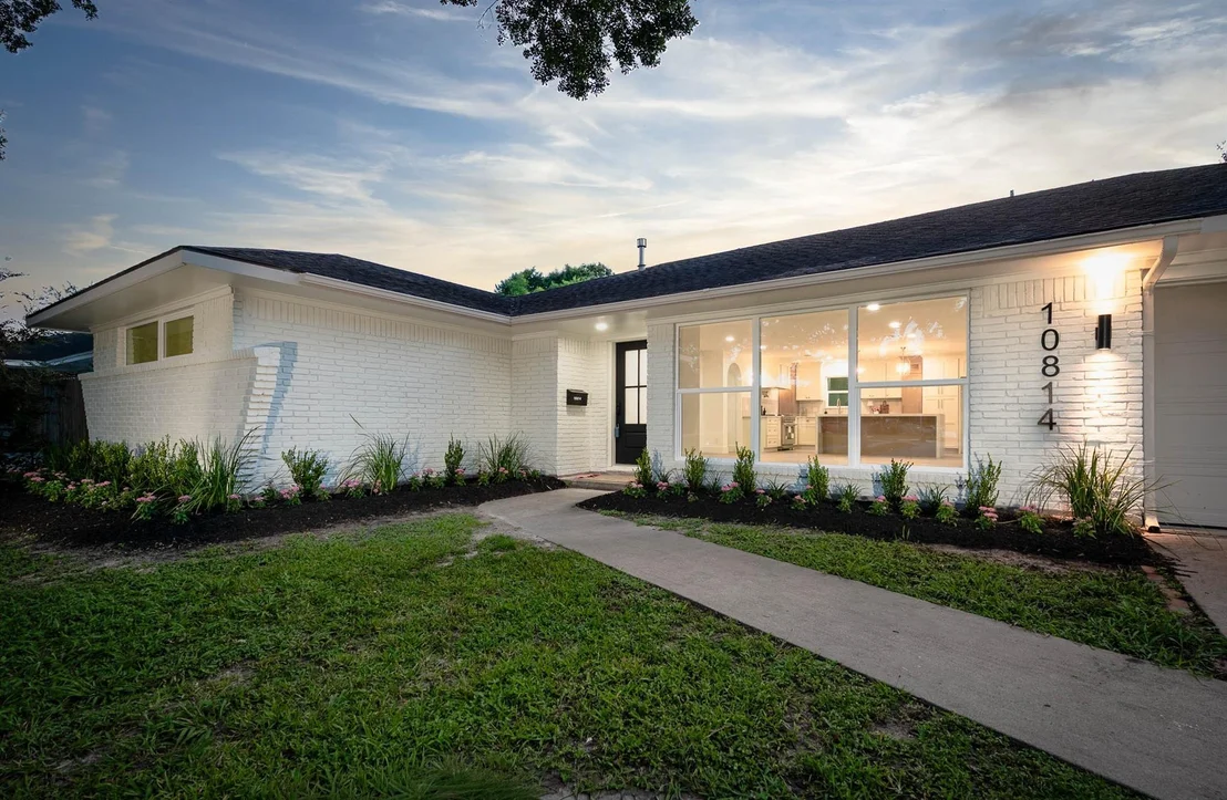 Photo of 10814 Moonlight Drive